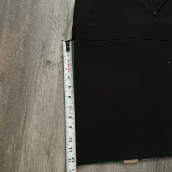 J Taylor - ADORABLE 🥰 Mixed Media Dress w/Faux Belt Buckle /Buttons- Size 4 - Picture 8 of 14